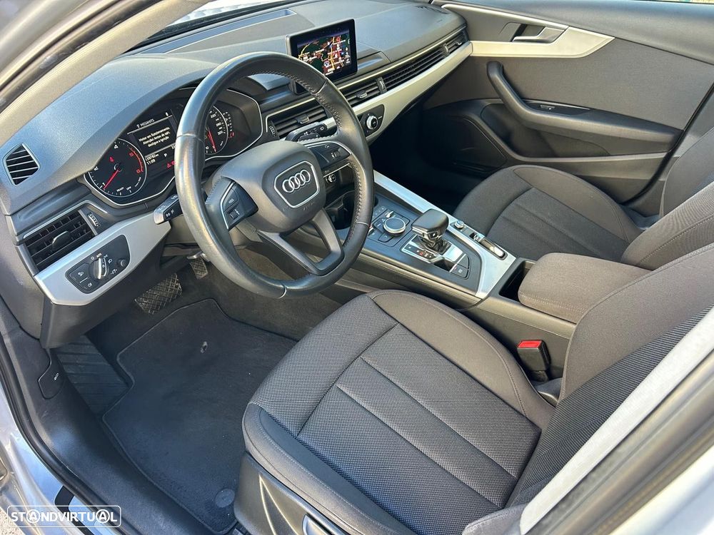 Audi A4 Avant 35 TDI Design S tronic - 9