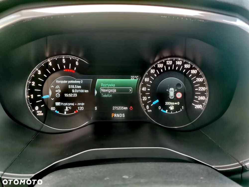 Ford S-Max - 13