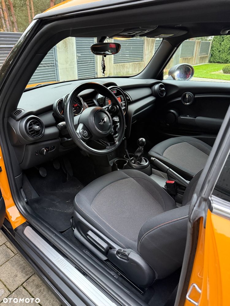 MINI ONE Standard - 16