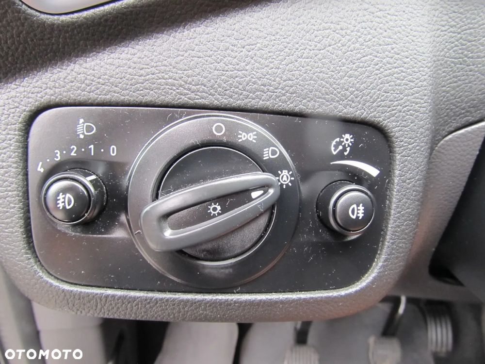 Ford Kuga 2.0 TDCi 4x4 Business Edition - 16