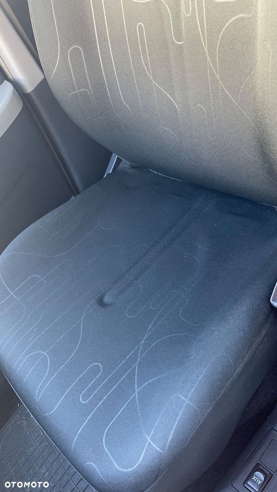 Toyota Yaris 1.0 Luna A/C - 12