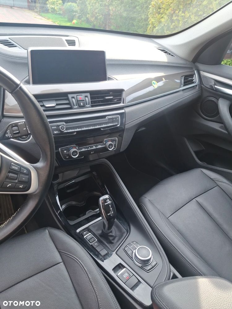 BMW X1 sDrive18d - 9