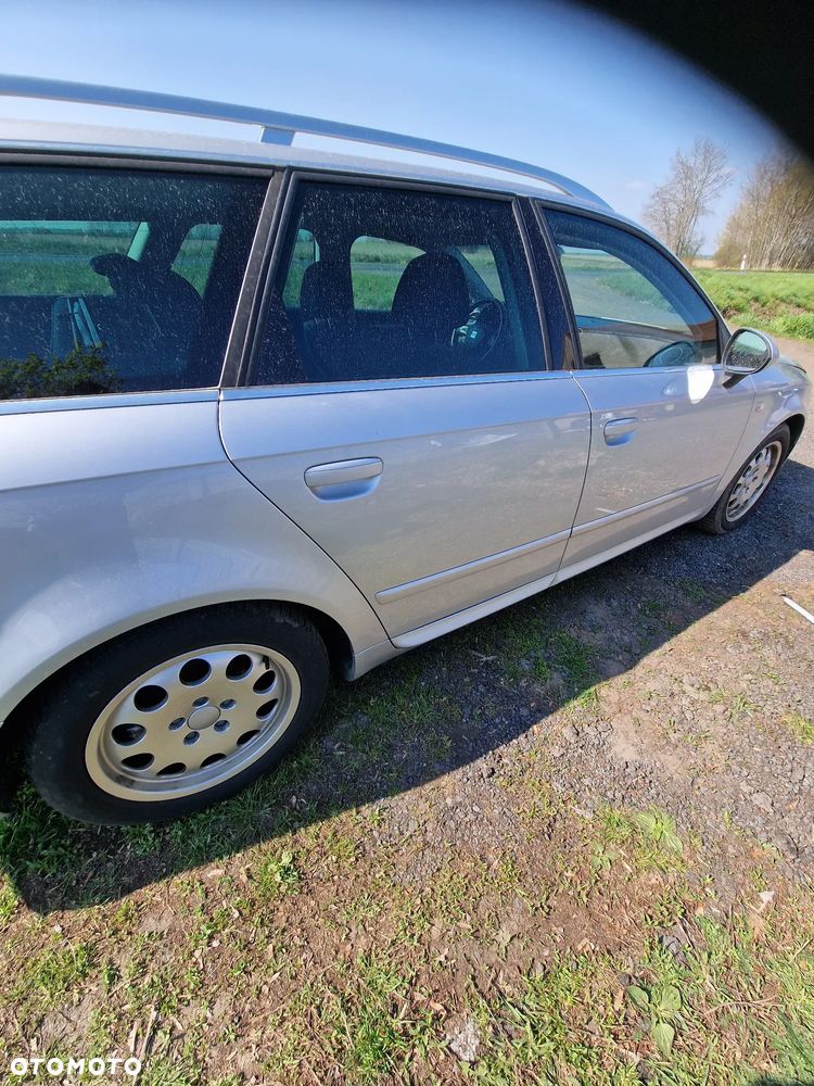 Drzwi  prawy  tył seat  exeo  w kolorze  LX7W - 1
