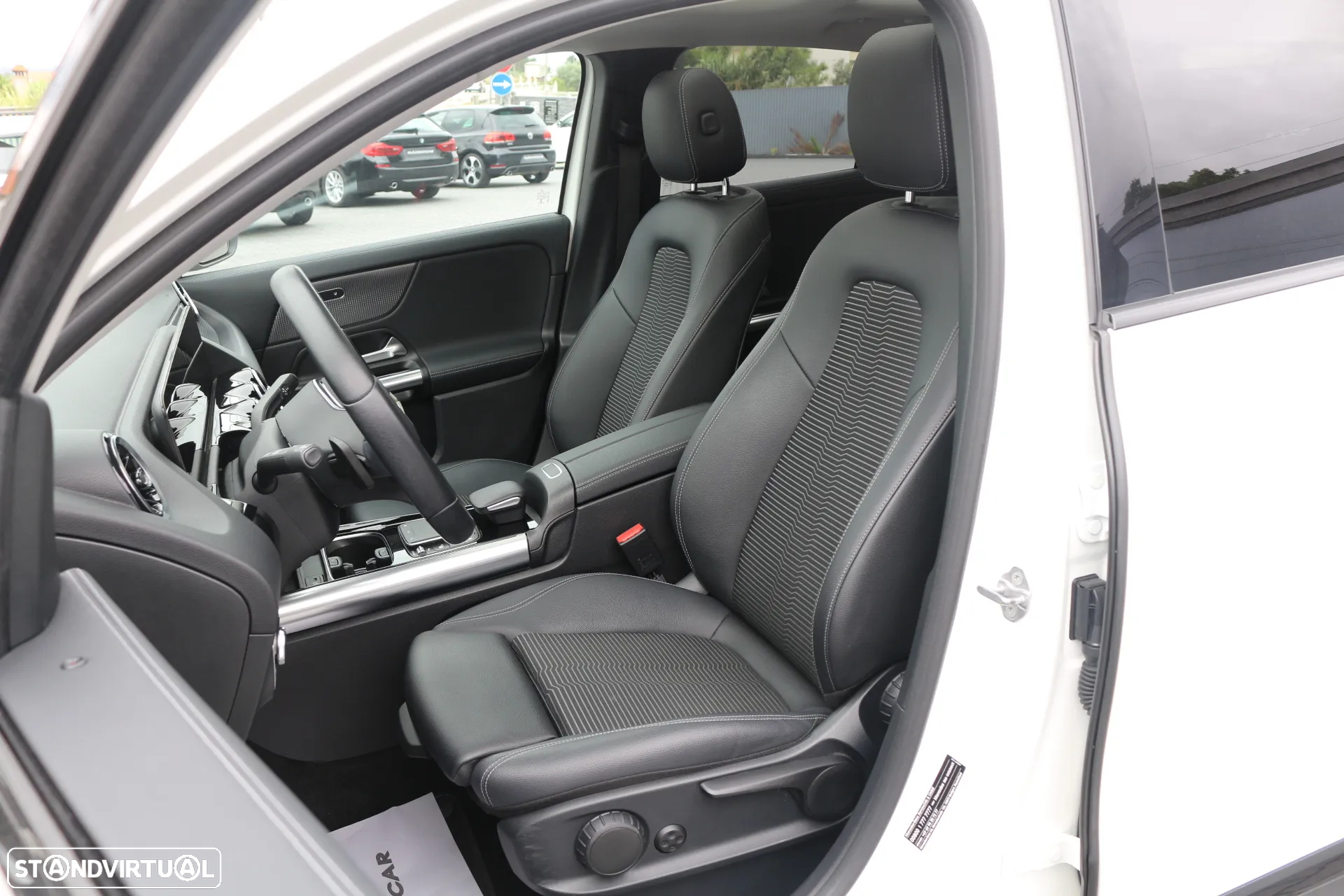 Mercedes-Benz GLA 250 e Progressive - 21