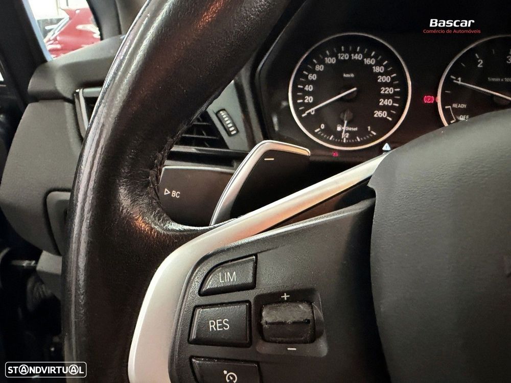 BMW 218 Active Tourer d Line Luxury Auto - 18