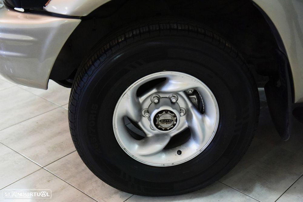 Hyundai Galloper - 11