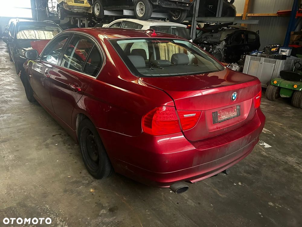 Drzwi przód przednie tył tylne prawe lewe BMW E90 A82 VERMILLION RED METALLIC - 1
