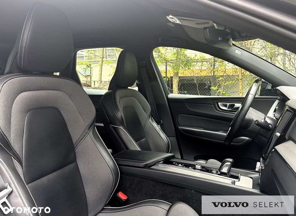 Volvo XC 60 - 32
