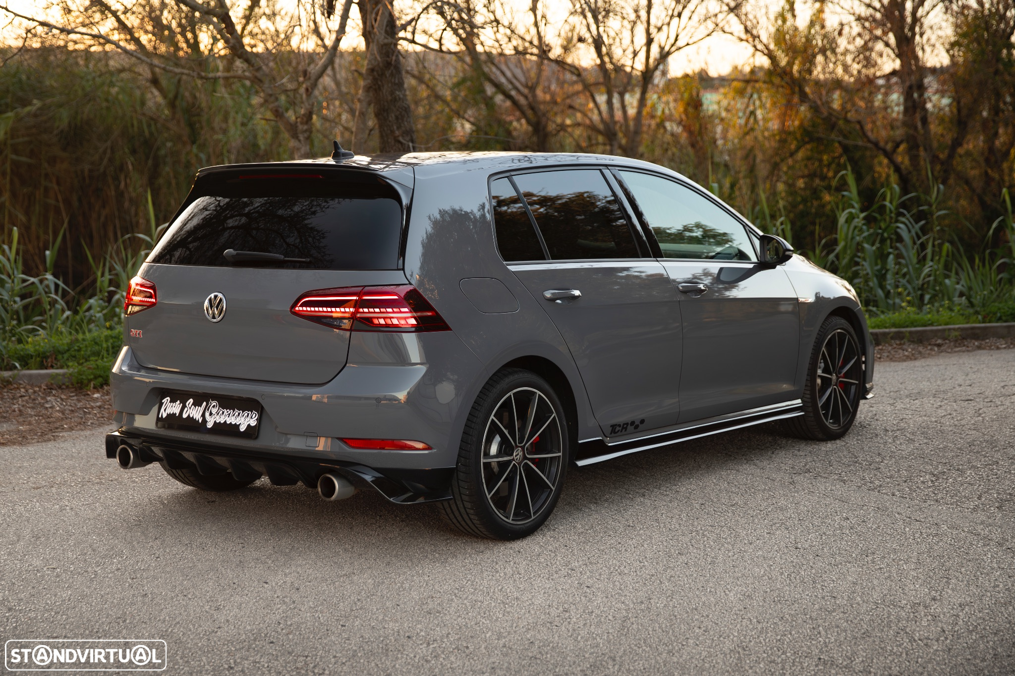 VW Golf 2.0 TSI GTi TCR DSG - 24