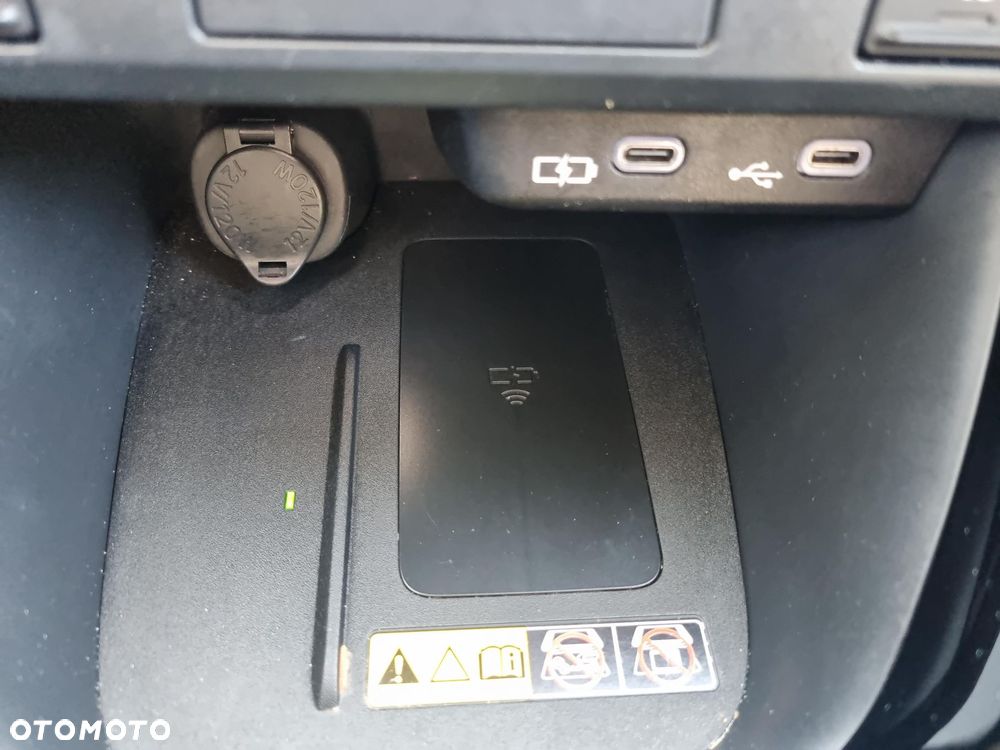 Toyota Yaris Hybrid 1.5 Style - 23