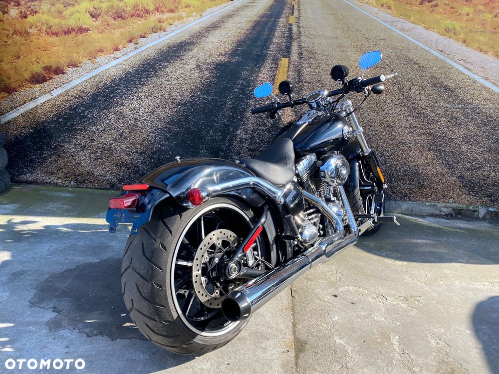 Harley-Davidson FXSB Breakout - 4