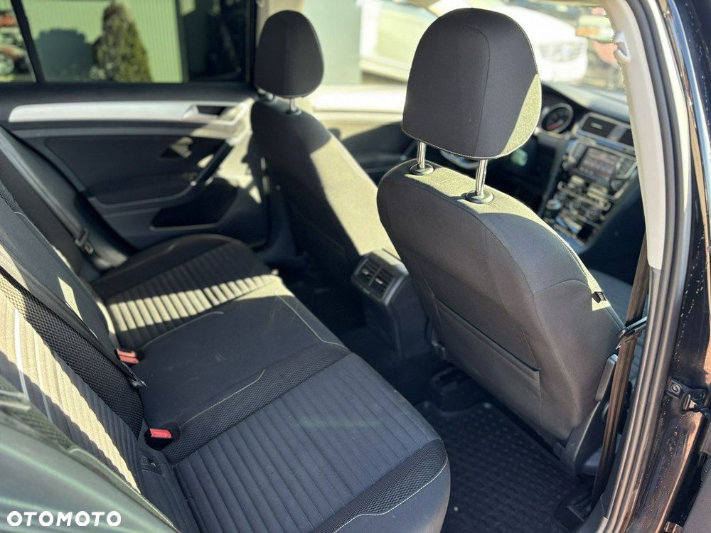 Volkswagen Golf 2.0 TDI BlueMotion Technology Cup - 27