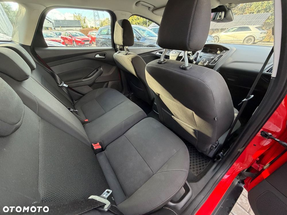 Ford Focus 1.5 TDCi SYNC Edition - 31