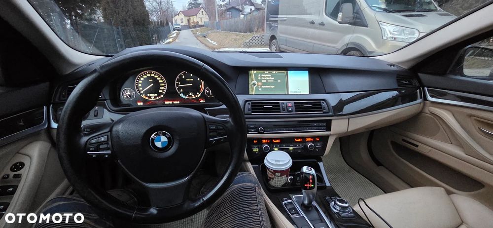 BMW Seria 5 530d xDrive Luxury Line - 22