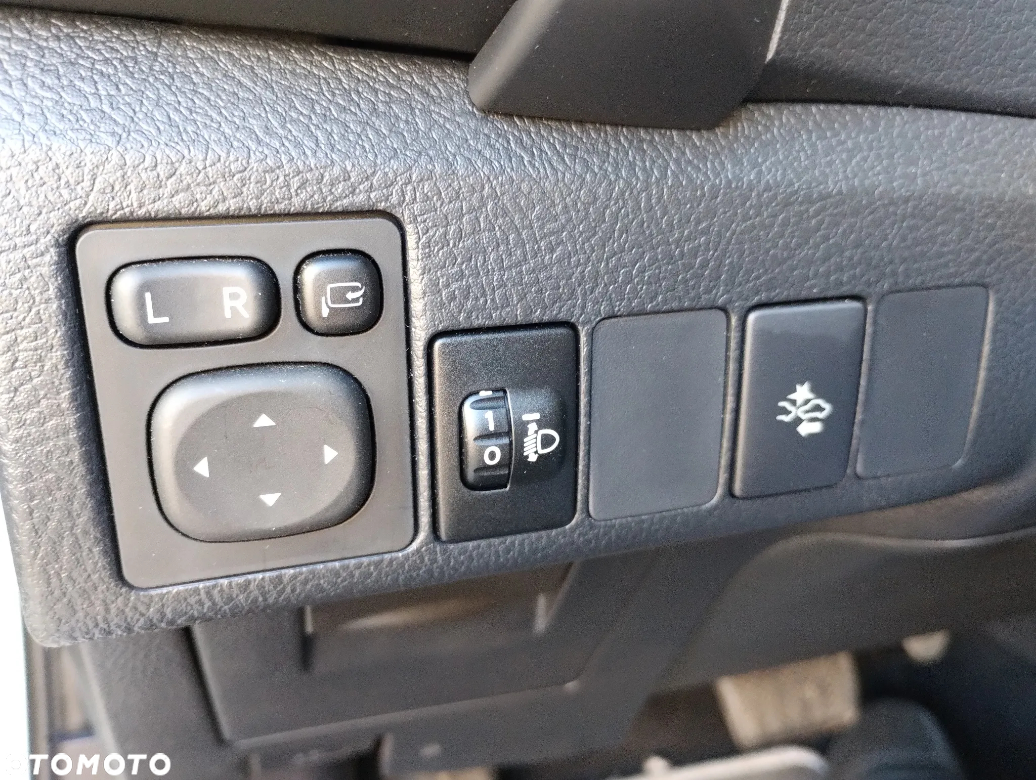 Toyota Auris - 11