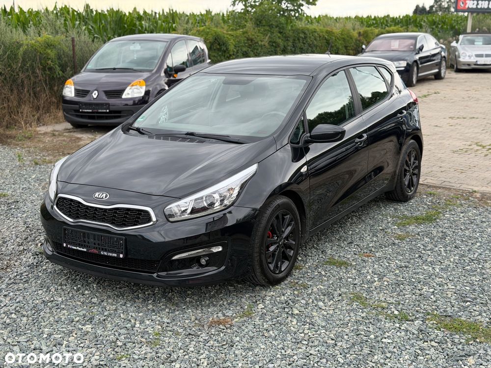 Kia Ceed 1.4 L - 27