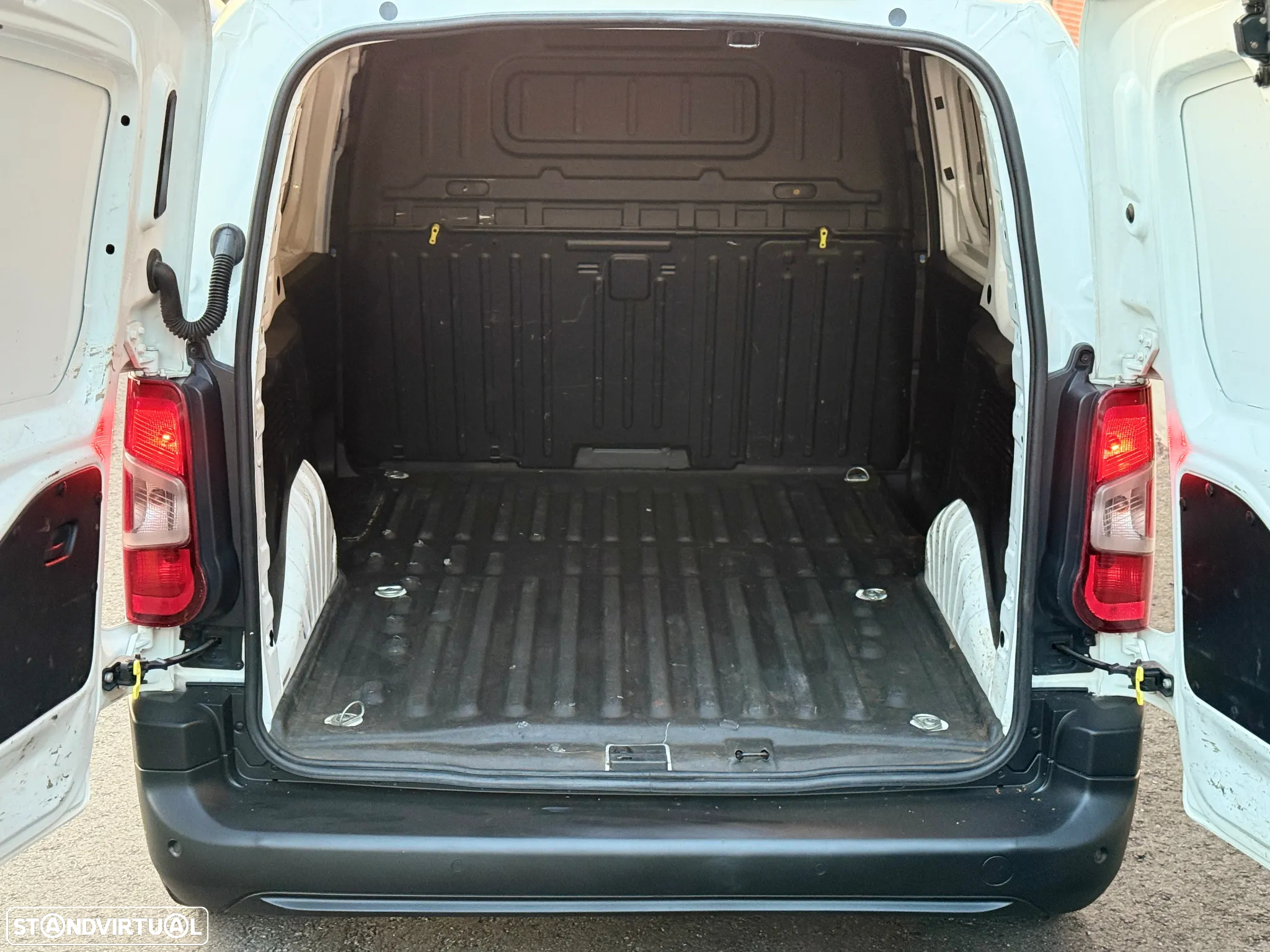 Peugeot Partner 1.6 Hdi 3 Lug c/IVA - 7
