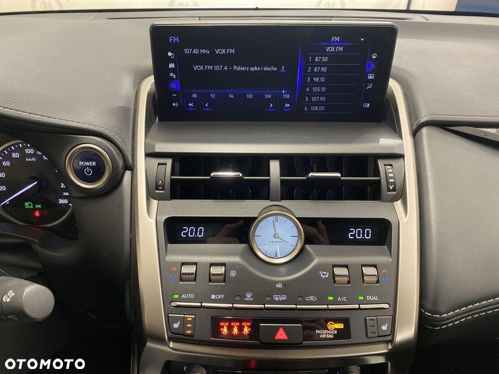 Lexus NX 300h Business Edition AWD - 15