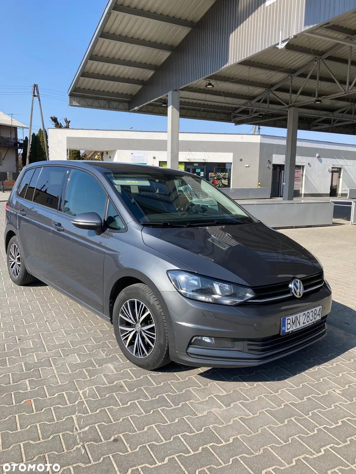 Volkswagen Touran 1.6 TDI SCR (BlueMotion Technology) DSG Trendline - 1