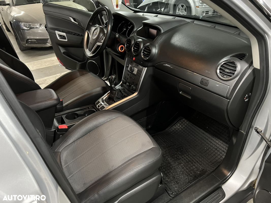 Opel Antara - 16