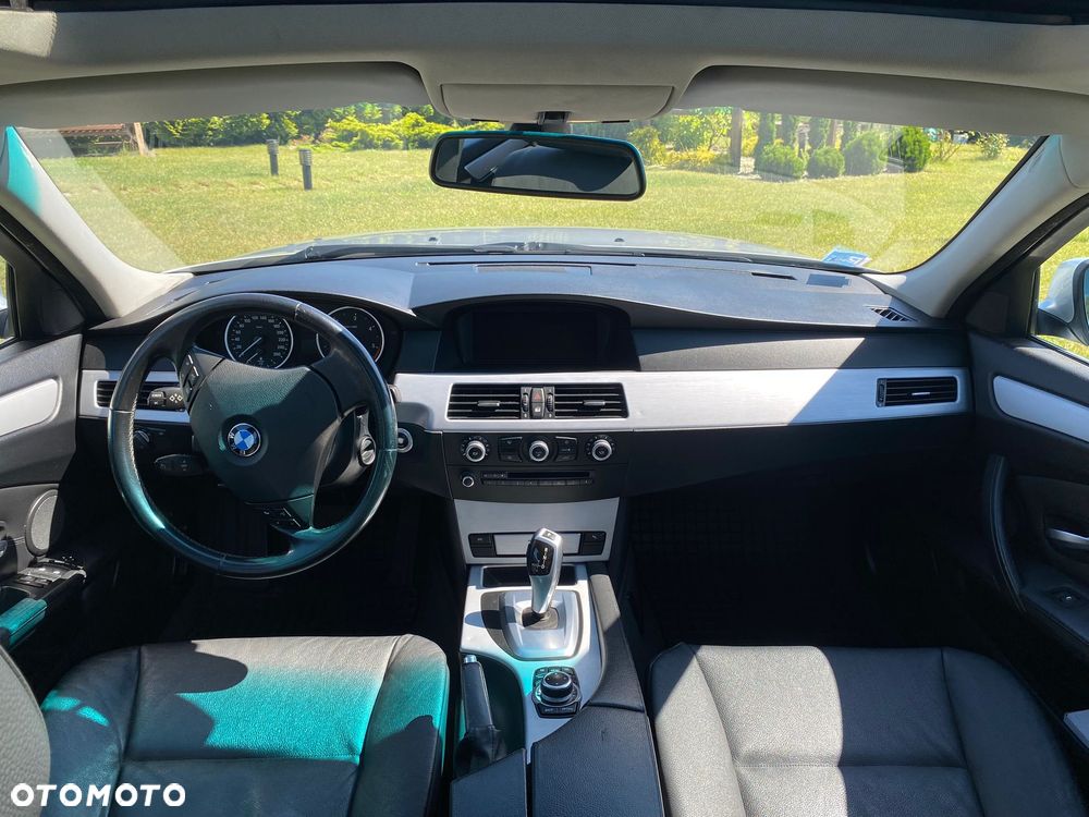 BMW Seria 5 530d xDrive - 8