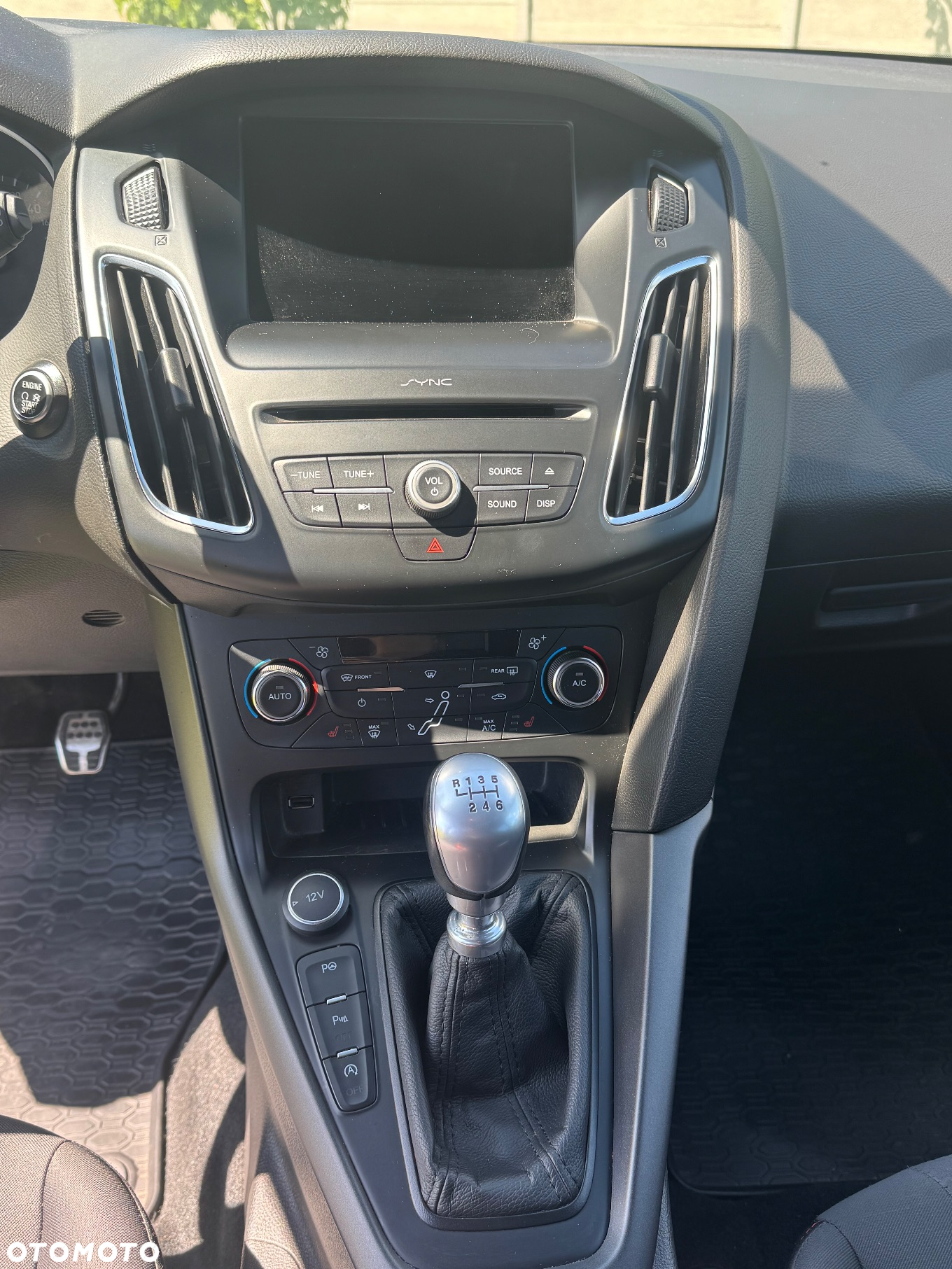 Ford Focus 1.5 EcoBoost Start-Stopp-System ST-Line - 23