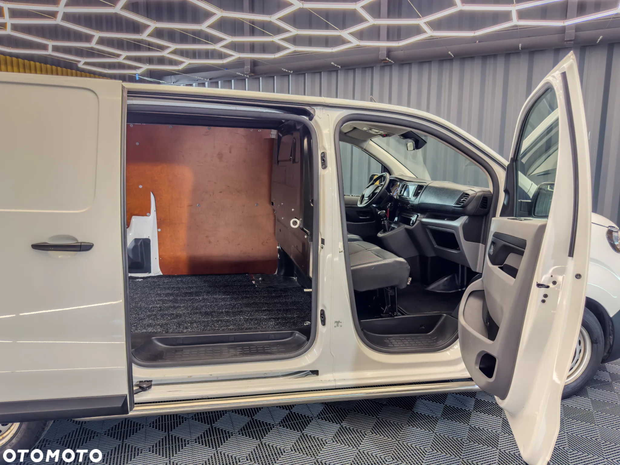 Peugeot EXPERT MAX Długi 2.0 HDI 122 KM Nawigacja - 9