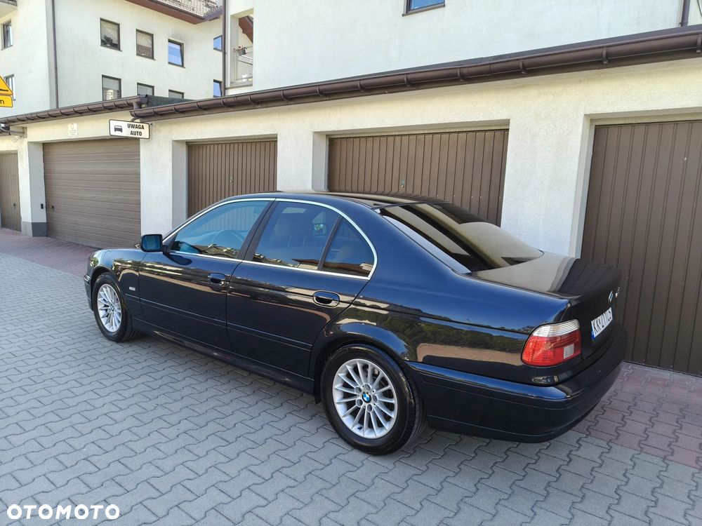 BMW Seria 5 - 12