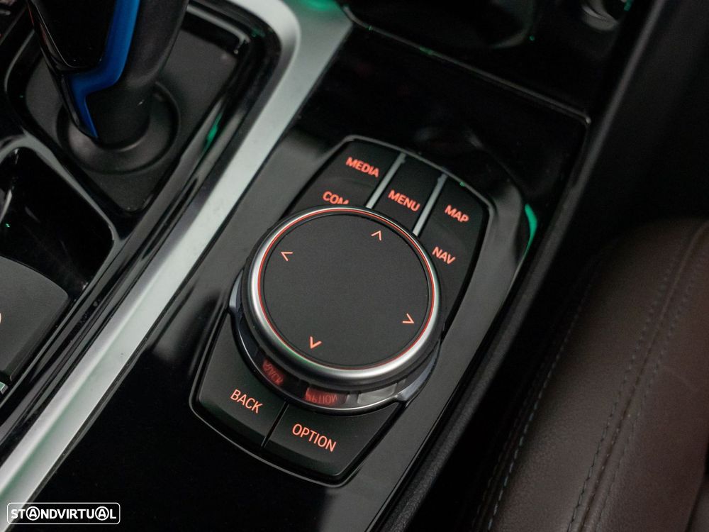BMW iX3 Impressive - 29