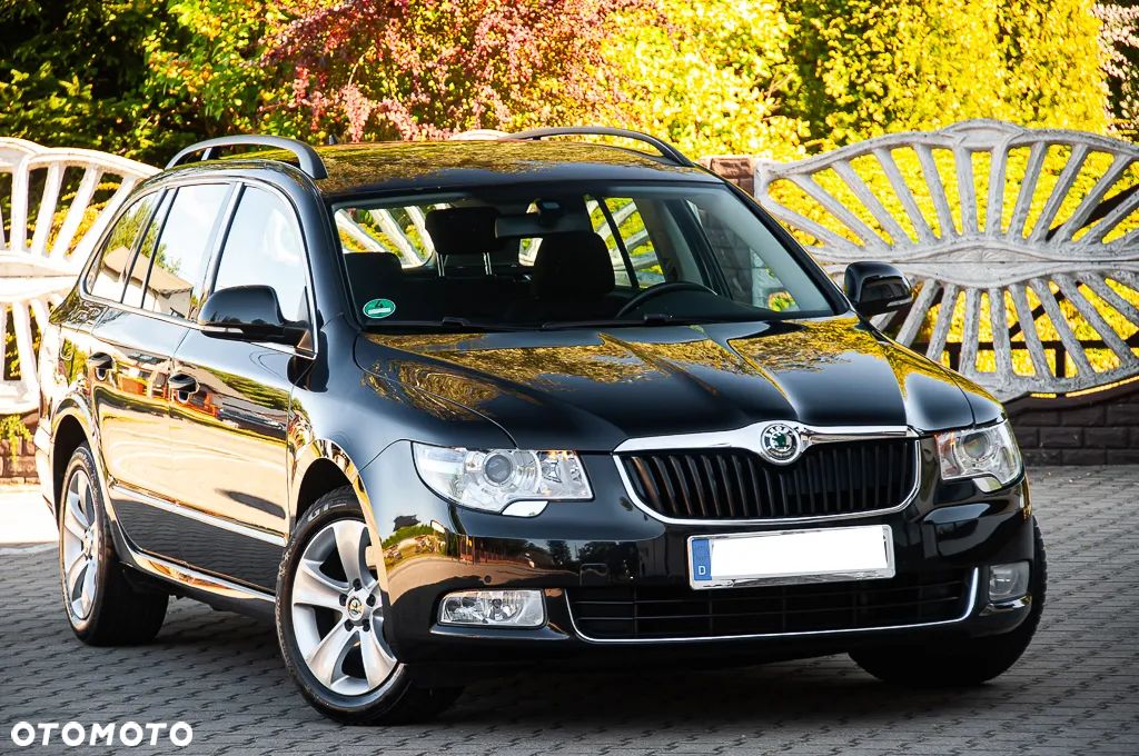Skoda Superb 2.0 TDI DSG Exclusive - 1
