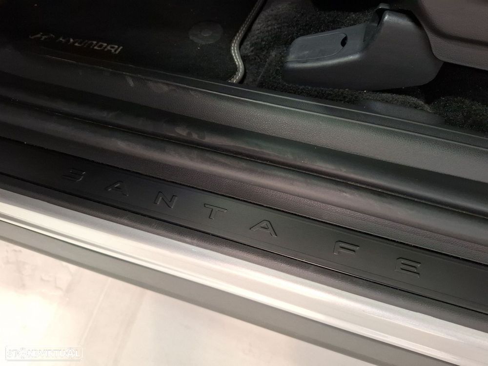 Hyundai Santa Fe 1.6 T-GDI HEV Vanguard - 28