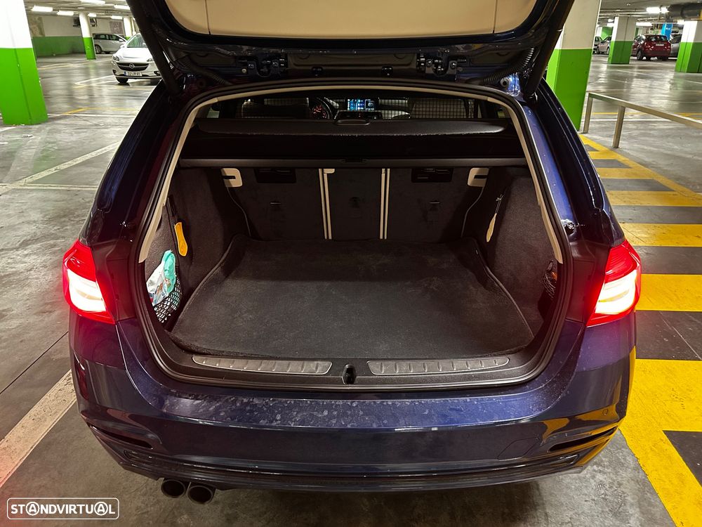 BMW 320 d Touring Line Sport Auto - 24