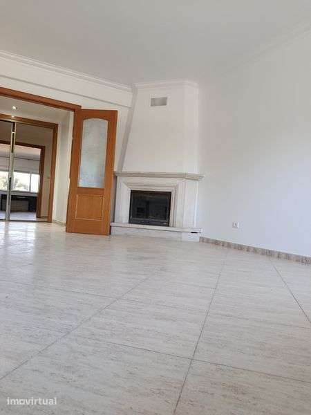 T1 para arrendar — 900 € — Quinta da Cavaleira, Sintra - Grande imagem: 3/12