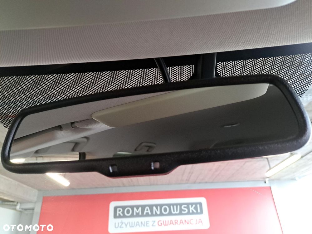 Mitsubishi Outlander - 31