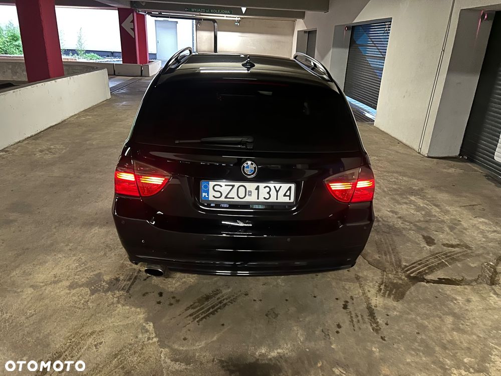 BMW Seria 3 320d - 5