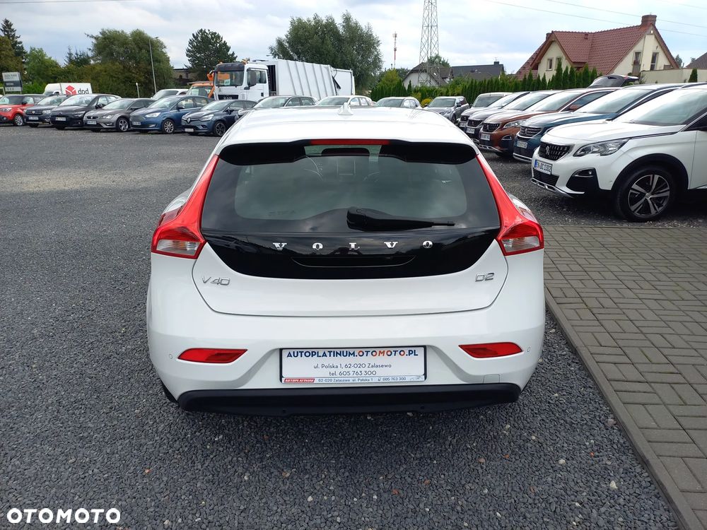 Volvo V40 D2 Drive-E Momentum - 6