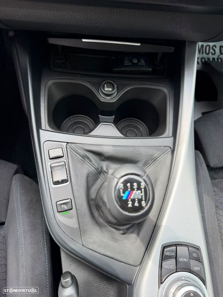 BMW 120 d xDrive Pack M - 31
