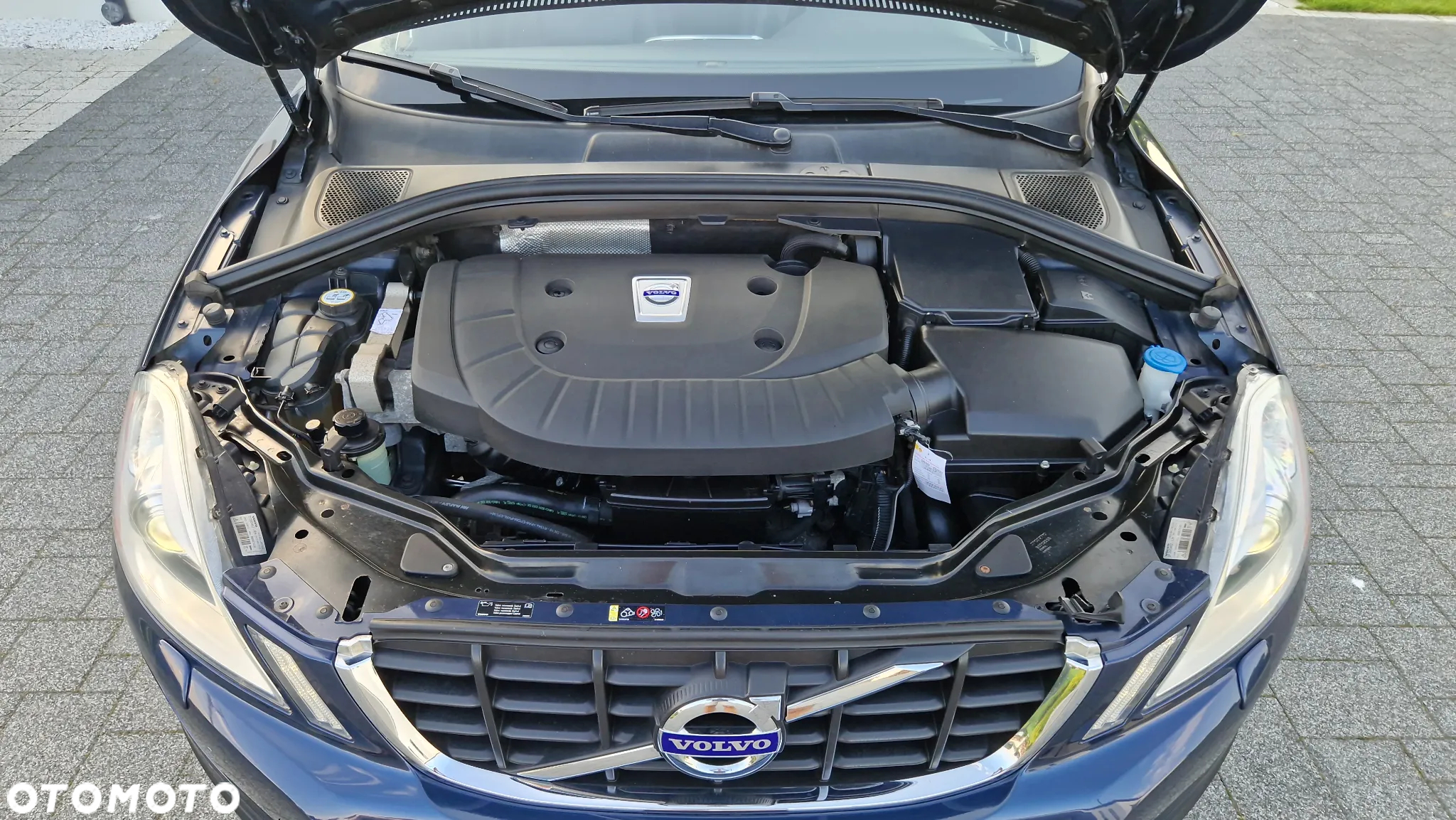 Volvo XC 60 D4 Geartronic Momentum - 37