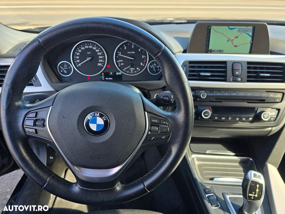 BMW Seria 3 318d Aut. Modern Line - 14