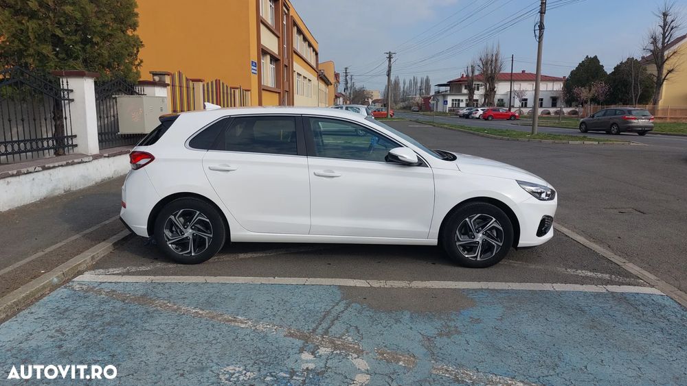 Hyundai i30 1.5 110CP 5DR M/T Highway - 3