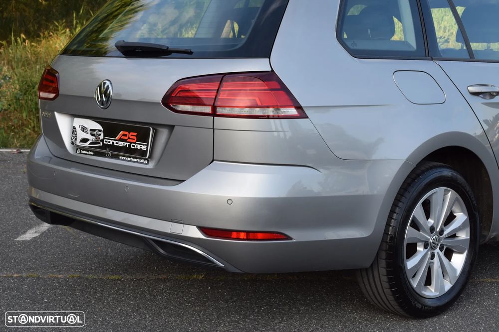 VW Golf Variant 1.6 TDi Confortline - 15