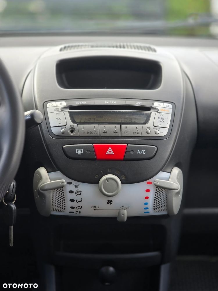 Toyota Aygo - 6