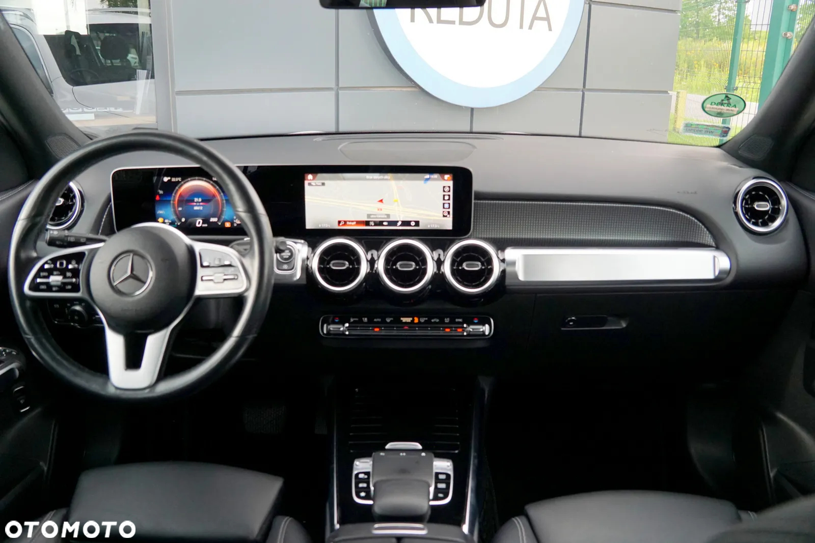 Mercedes-Benz GLB 200 7G-DCT Progressive - 29