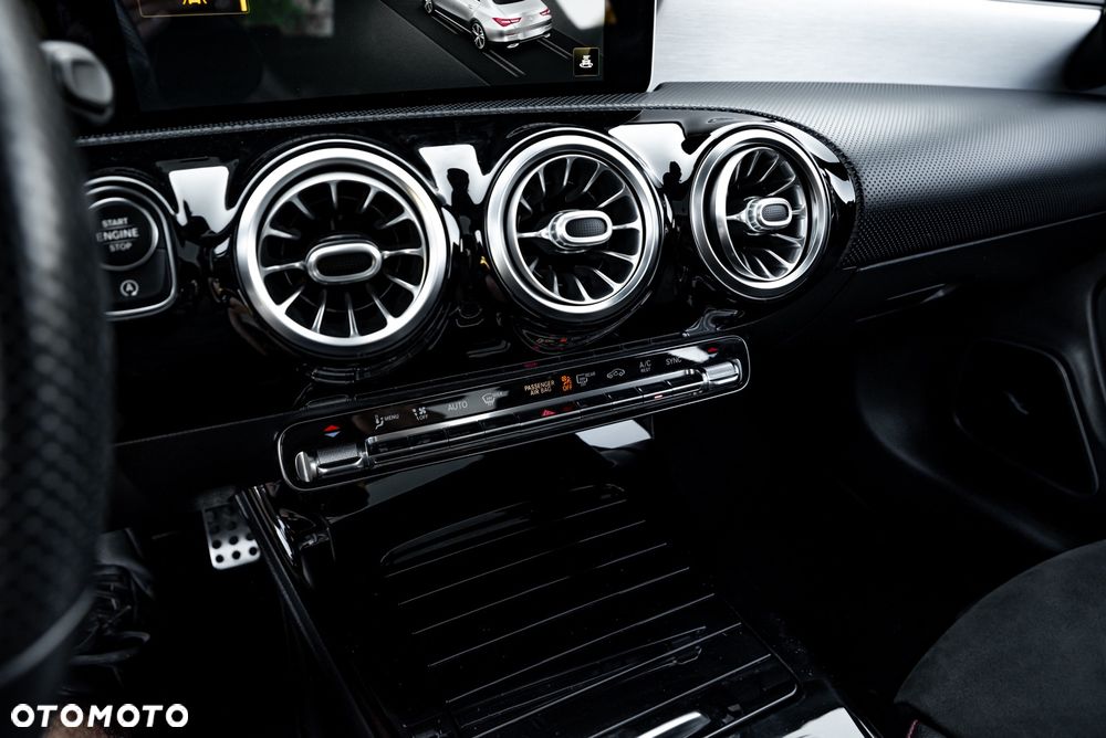 Mercedes-Benz CLA 250 4Matic 8G-DCT Edition AMG Line - 35