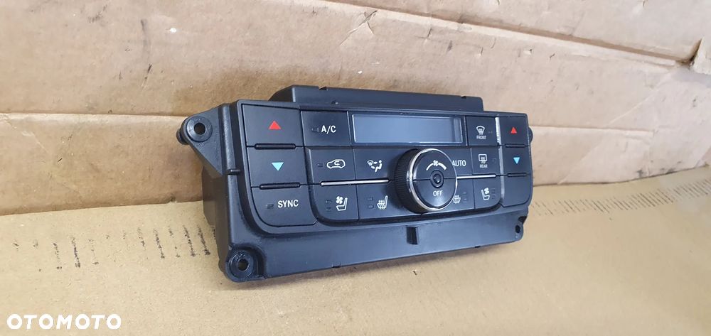 Panel nawiewu klimatyzacji klimy Jeep Grand Cherokee IV WK2 55111924A0 - 4