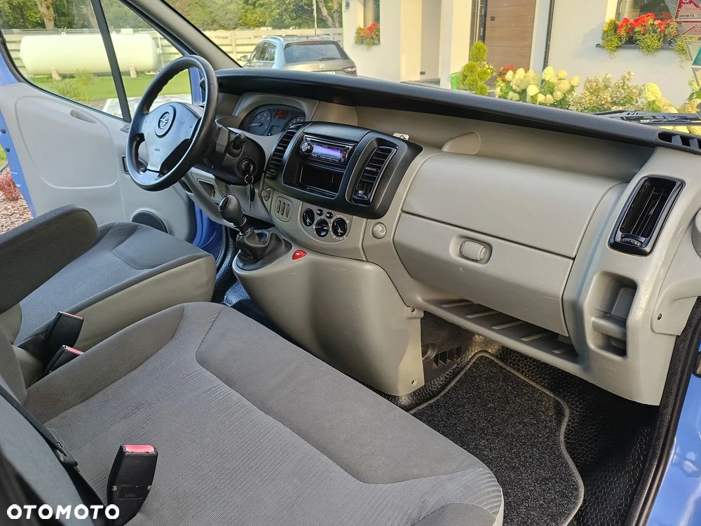 Opel Vivaro - 9