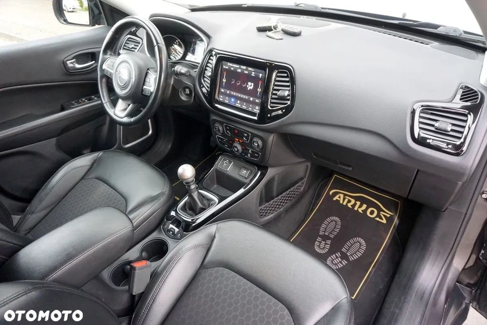 Jeep Compass 1.4 TMair Night Eagle FWD S&S - 35