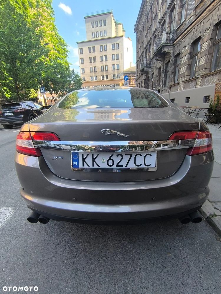 Jaguar XF 5.0 V8 Luxury - 12