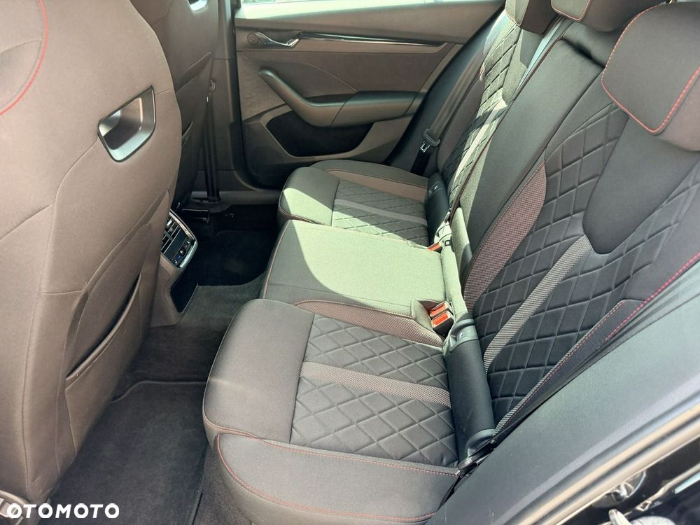 Skoda Octavia 2.0 TDI 4x4 RS DSG - 34