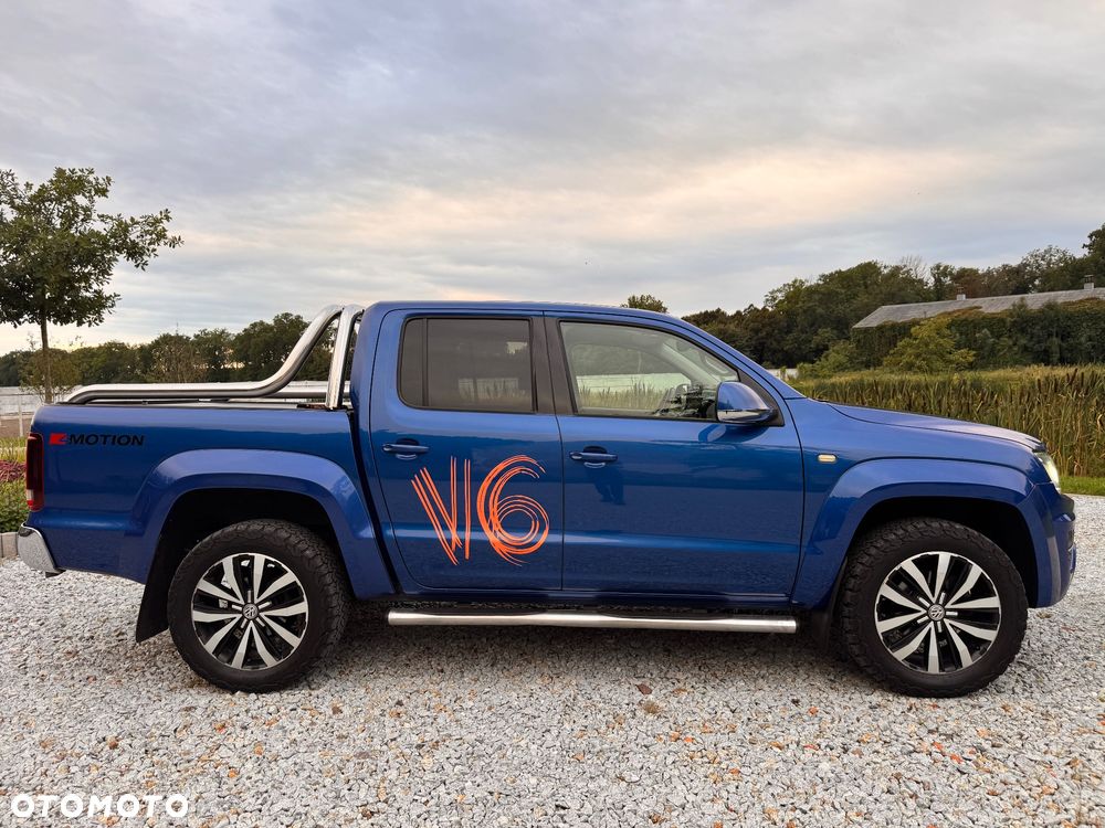 Volkswagen Amarok 3.0 V6 TDi 4MOTION Aventura - 2
